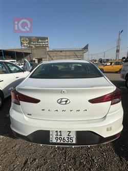 هیوندای ئەلەنترا